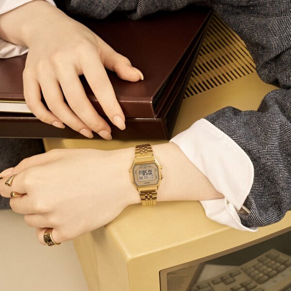 Reloj Casio Vintage LA-680WGA-9D - Imagen 4